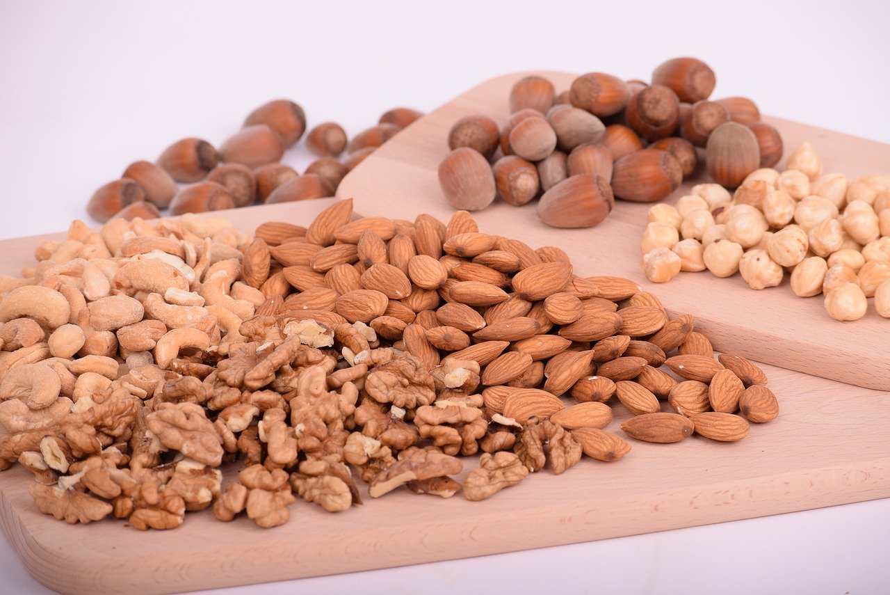 nuts in a raw food diet